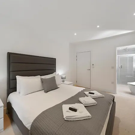 Lux 2 & 3 Bed Apartments In Camden Town Free Wifi By City Stay Aparts London Exterior photo