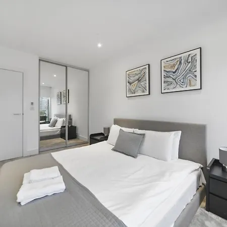 Lux 2 & 3 Bed Apartments In Camden Town Free Wifi By City Stay Aparts London Exterior photo